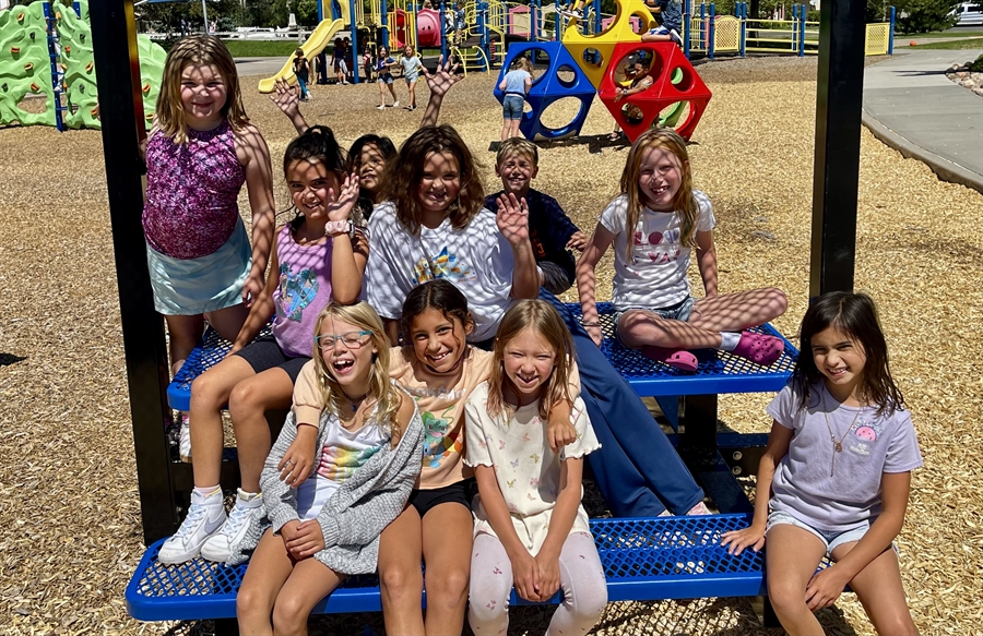 Home Prairie Crossing Elementary